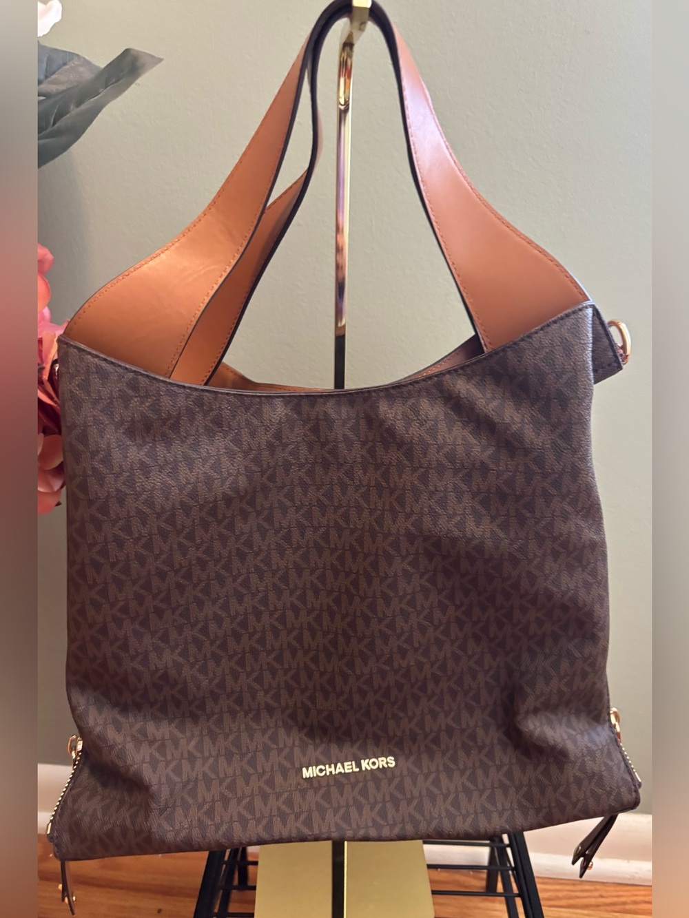 Michael Kors Men's Cognac Brown Leather handbag 🎁 Free Gift with Purchase! ✨